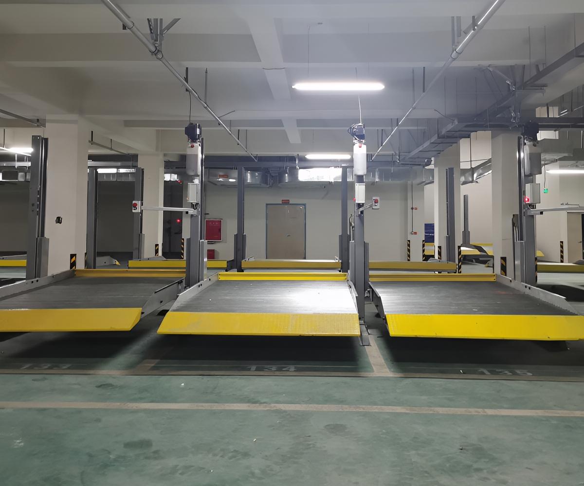 智能维保新篇章双柱立体车库助力停车难题解决方案